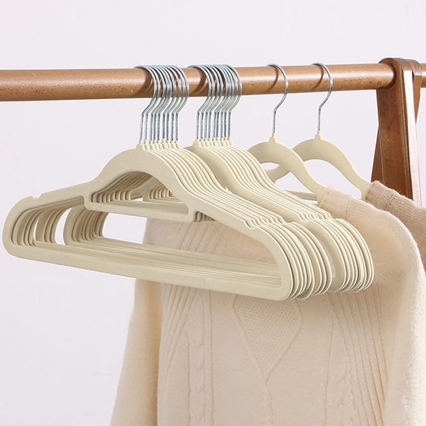ไม้แขวนเสื้อกำมะหยี่ ไม้แขวนเสื้อ hanger 5ชิ้น 10ชิ้น 20ชิ้น แข็งแรง กันผ้าลื่น Nana Natural