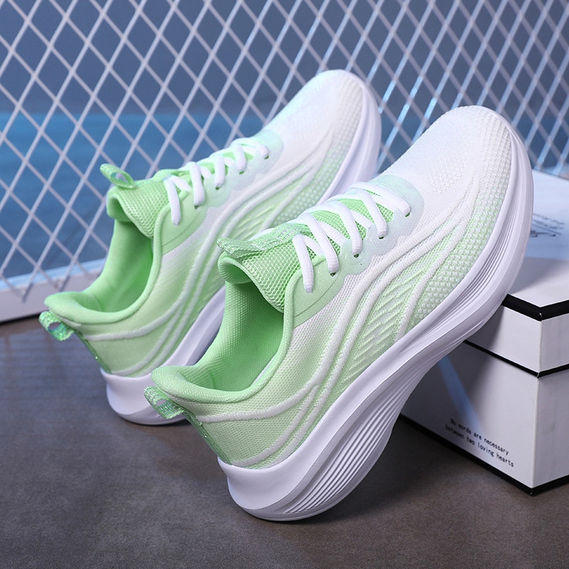 Tnicoo  สินค้าแนะนำ รองเท้าผ้าใบแฟชั่น ทรงสปอร์ต จะใส่เที่ยว ใส่ทำงาน หรือใส่ออกกำลังกายก็รับจบครบทุกโอกาส งานสวยใส่สบ