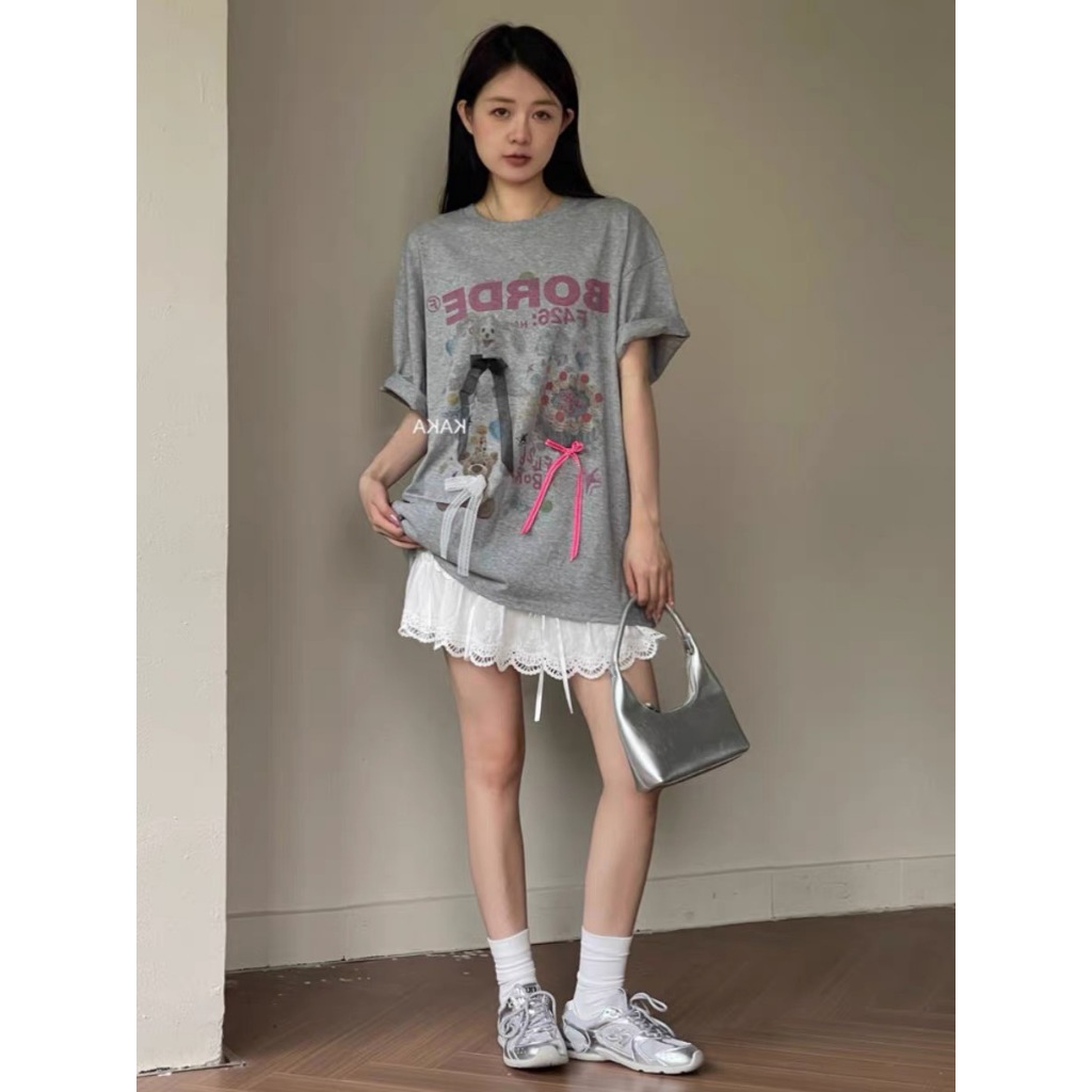 [พิมพ์โค้ด SISDEC ลด 60.- ] A586 เสื้อยืดผ้าคอตตอนอย่างดีค่ะ เนื้อผ้านุ่มยืดได้ดีสุด สกรีนลายน่ารัก ติดโบว์ริบบิ้นสวยใส