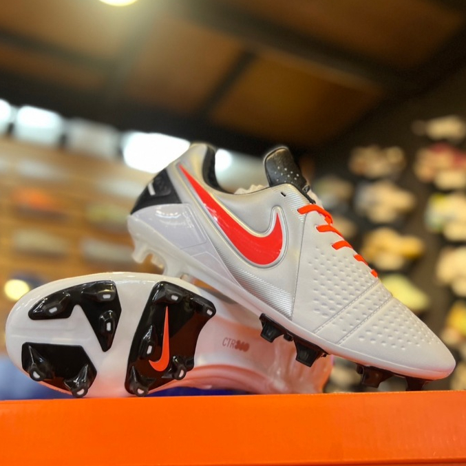 รองเท้าฟุตบอล รองเท้าสตั๊ด NIKE CTR360 III ACC FG แถมฟรี ดันทรง ถุงผ้า กล่อง