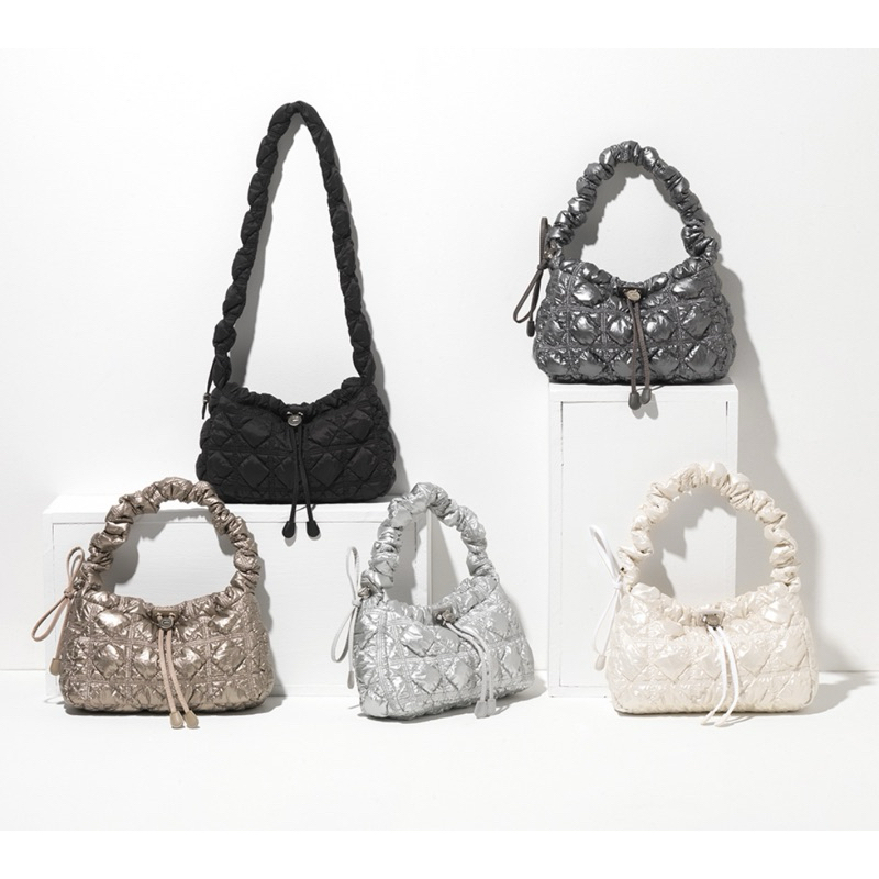 Carlyn bag รุ่น joy ของแท้จากช็อปฮงแด พร้อมส่ง