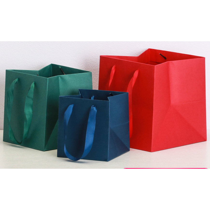 🍉IL🍉ถุงกระดาษ ถุงใส่ของขวัญ ถุงหน้ากว้างด้านเท่าแบบหูหิ้ว  ถุงกระดาษหนาคุณภาพดี