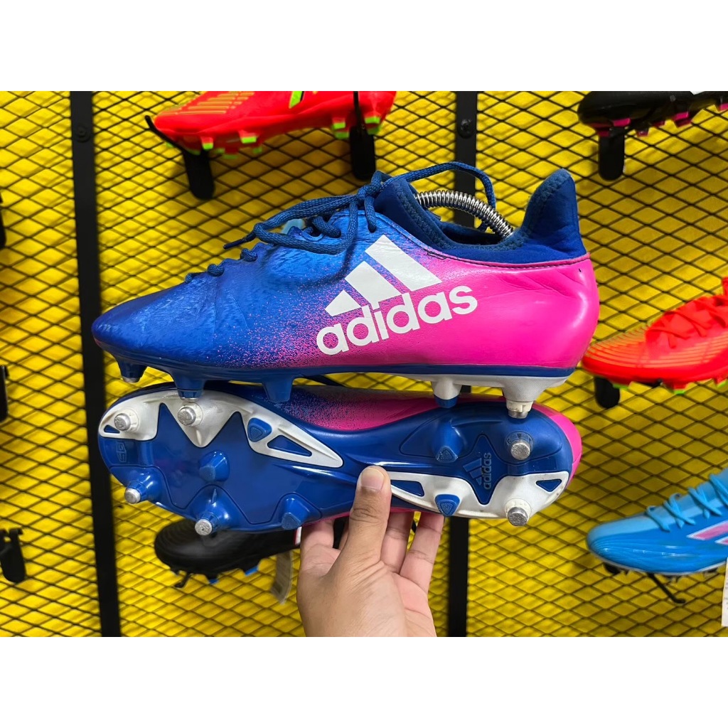 รองเท้าฟุตบอลมือสอง Adidas ไซส์285/44.5