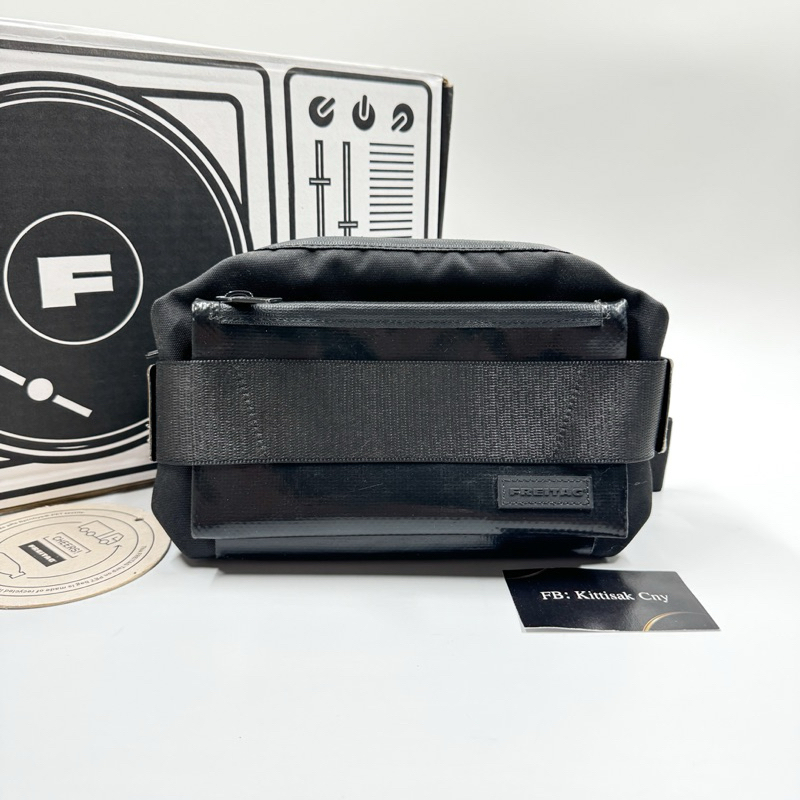 Freitag Dixon ผ้าดำสวย