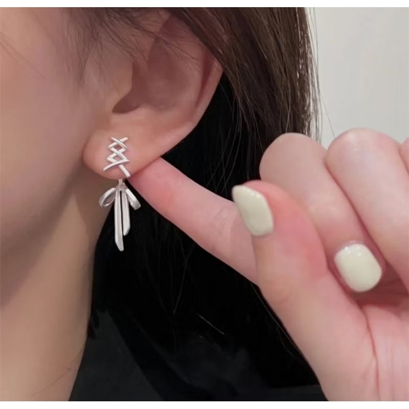 ต่างหูริบบิ้น • Ribbon Lace Earrings