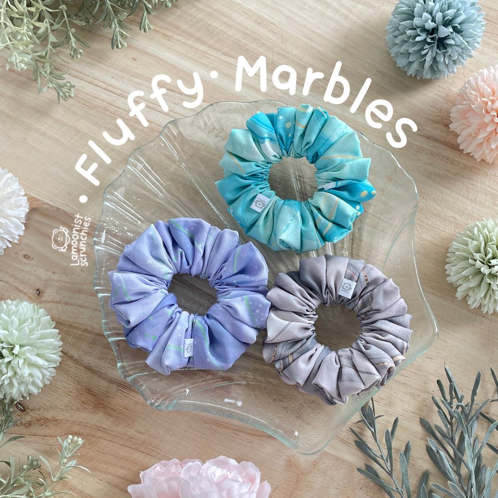 Lamoonist scrunchie • Fluffy • Marbles
