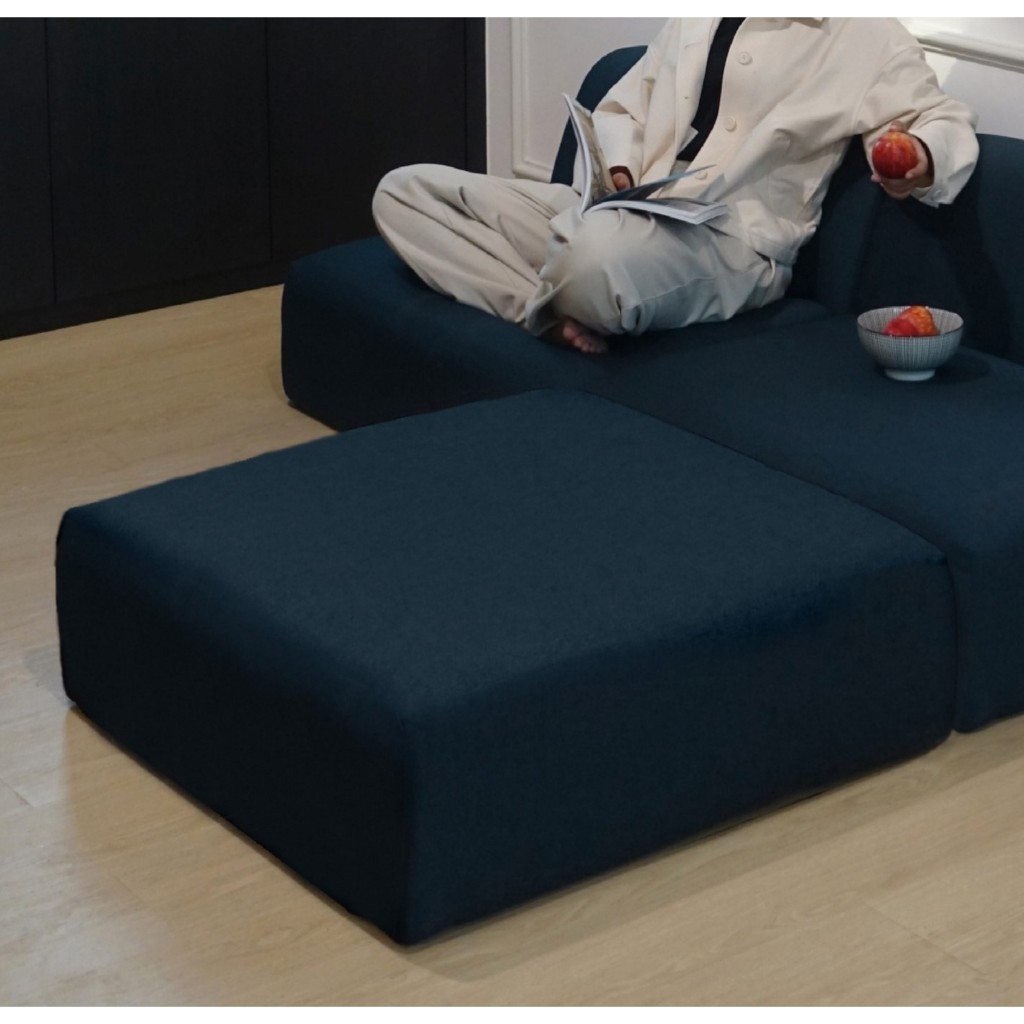 PDM โซฟา  Rubix Ottoman รุ่น on the floor (ไม่มีพนักพิง) ราคาต่อ 1 ชิ้น