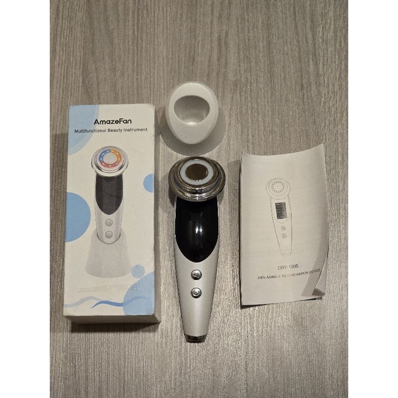 เครื่องนวดหน้า เครื่องผลักครีมเข้าสู่ผิวหน้า Amazefan เปิดติด สภาพดี ใช้งานได้ ไม่มีประกัน
