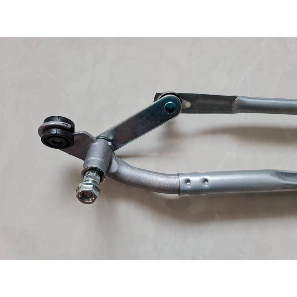 ชุดคันชักปัดน้ำฝน(แกนคันชักปัดน้ำฝน)+ตุ๊กตา  TOYOTA   INNOVA,อินโนว่า   T/W  ชุดละ850