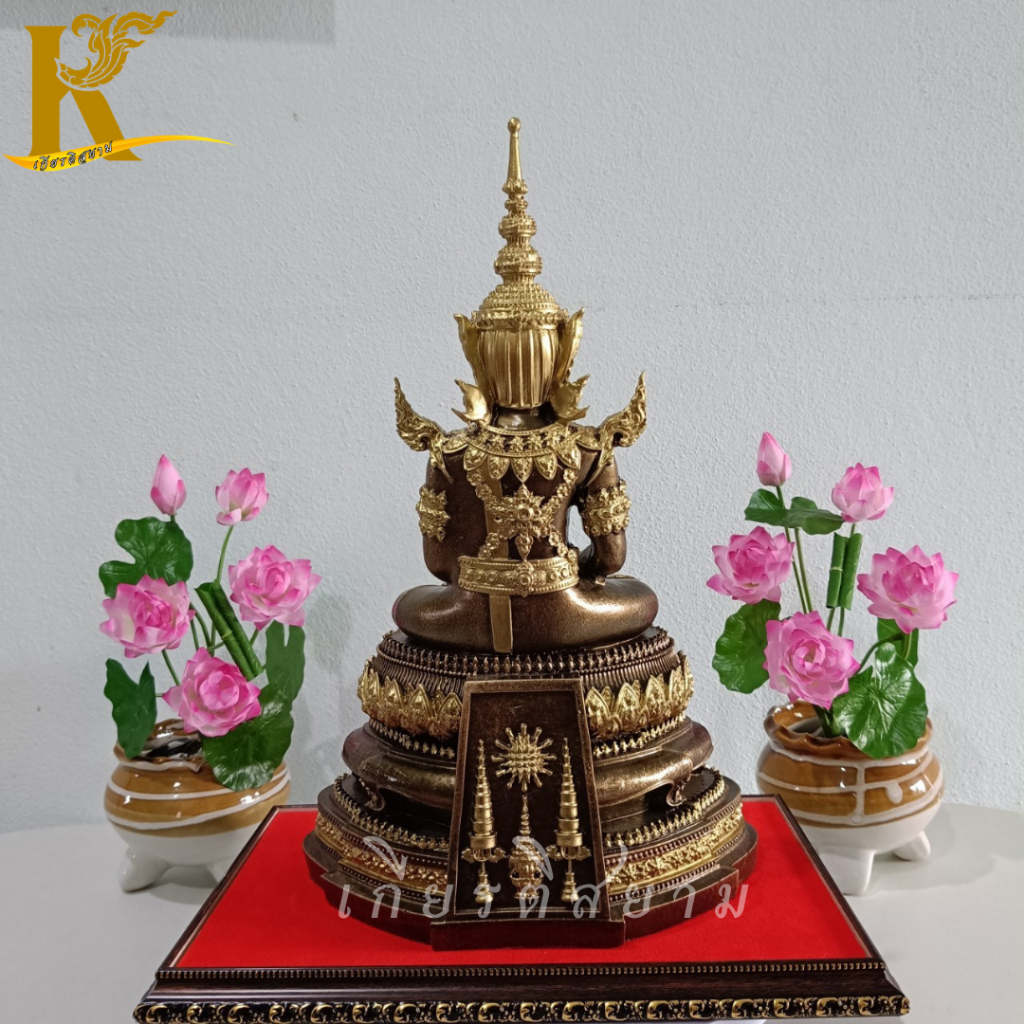 พระแก้วมรกต พระแก้วมรกตแร่เหล็กน้ำพี้ รูปที่ 3