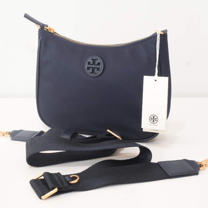 กระเป๋าสะพายข้าง Tory Burch Nylon Web Convertible Crossbody สี Navy 88370 ใหม่ แท้ พร้อมส่ง