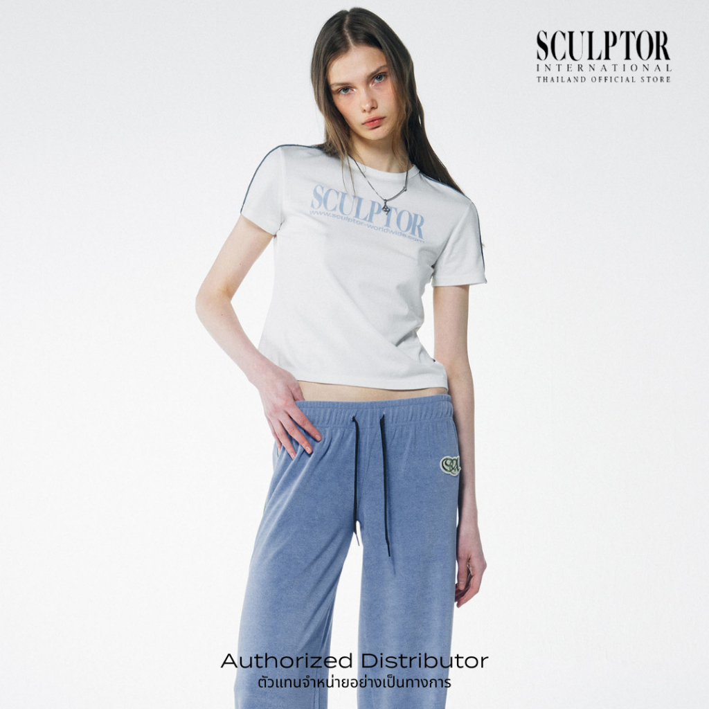 SCULPTOR® เสื้อยืด Classic Logo Piping Crop Top — صورة 5