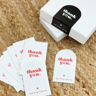 [พร้อมส่ง🇹🇭] สติ๊กเกอร์ "thank you.♥︎" ไดคัทโค้งด้านบน (แพค 50 ดวง) มีให้เลือก 3 สี