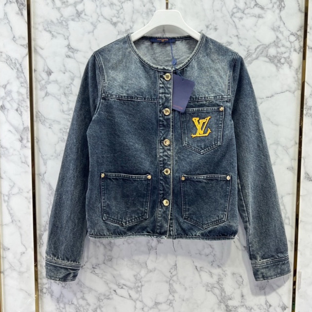 JACKET LOUIS VUITTON DENIM เสื้อคลุม แจ็คเก็ต ยีนส์ กระดุมปั้ม หลุยส์