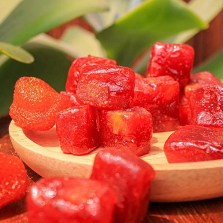 สตรอว์เบอร์รี่ คิบว์ นุ่มๆ หนึบๆ เปรี้ยวหวานกับเนื้อสตอเบอรี่ สุดฟิน