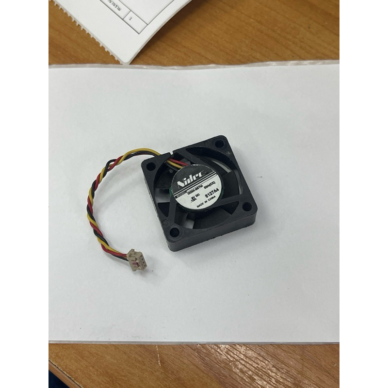 D03X-05TM 03A DC5V 0.12A 30x30x10mm 3-wire Server(FAN130801)