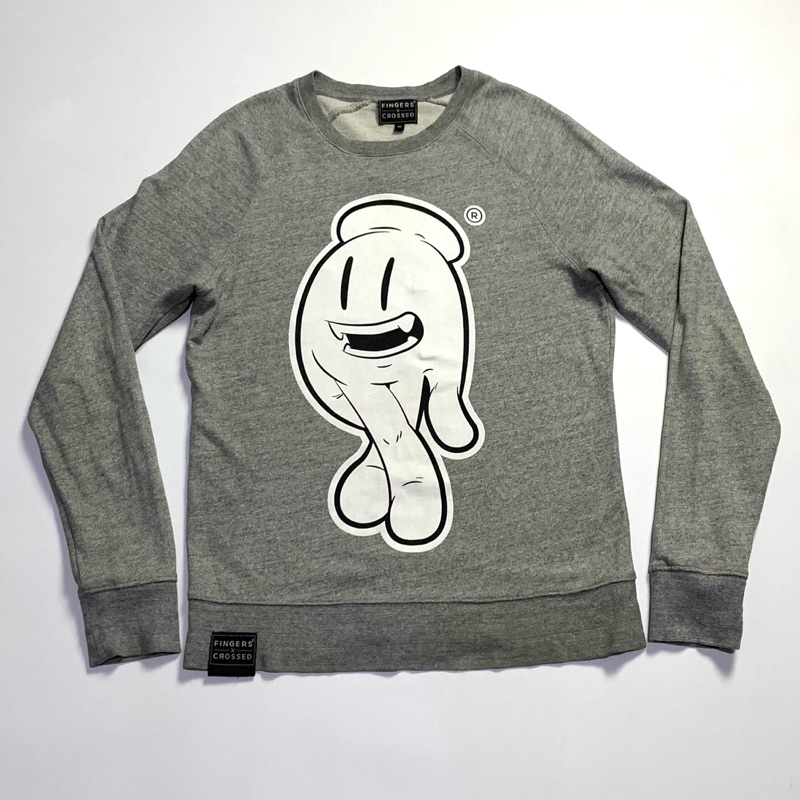 เสื้อสเวตเตอร์สีเทา แบรนด์ FINGERS CROSSED อก 21" ยาว 29.5"