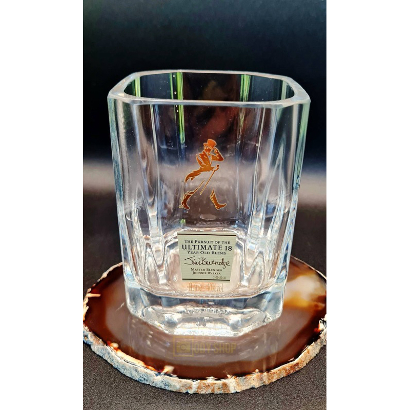 แก้วตัดจากขวด Johnnie walker Aged 18 Years  ลบคมขัดเงาให้เรีย บร้อย แก้ววิสกี้ แก้วบรั่นดี แก้วเหล้า