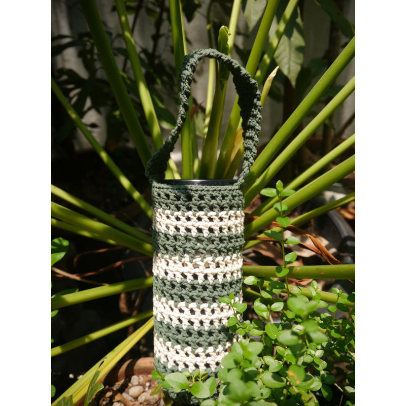 Bottle holder - ที่ใส่แก้วน้ำ/ขวดน้ำ กระเป๋าแก้วน้ำ งานถักแฮนเมด100%