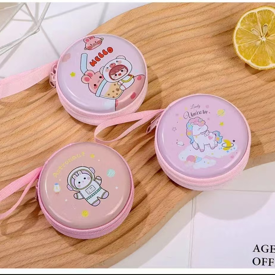 กล่องกระเป๋าเล็ก แบบน่ารักมาก ใส่สายชาร์จ หูฟัง เก็บสายชาร์จ USB แฟลชไดรฟ์  เหรียญได้สบาย พร้อมส่ง รับประกัน1ป