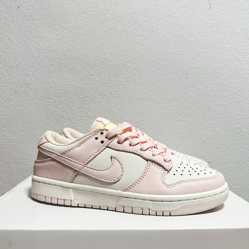 Nike SB dunk low pink 35.5/22.5 มือสอง