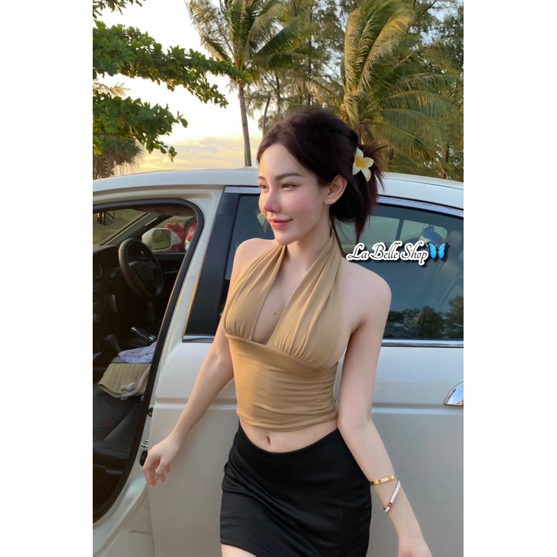 MNV STUDIO  เสื้อคล้องคอ เปีดหลัง ดีเทลคอลึก เรย่อนเกรดA  งานเย็บ2 ชั้นทั้งตัว