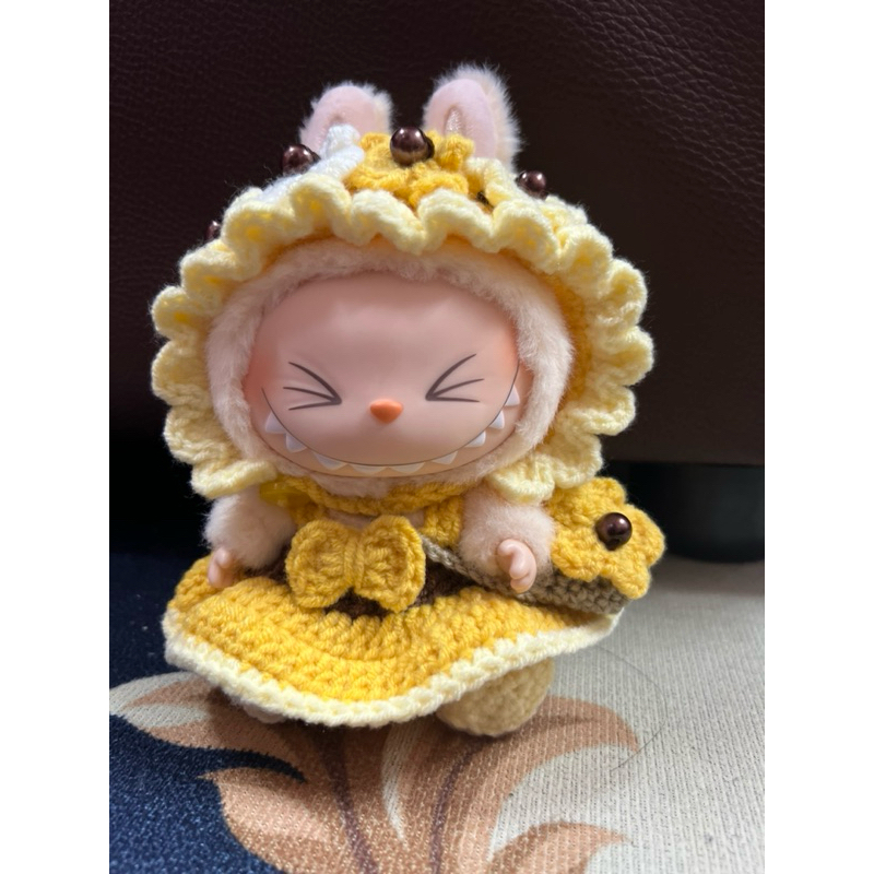 ชุดดอกทานตะวันลาบูบู้v.2