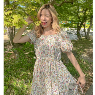 🔥พร้อมส่ง1-2วันถึง 💐 Blossom dress 💐เดรสยยาวไปทะเลลายดอกไม้ เสื้อผ้าแฟชั่นคาเฟ่สำหรับผู้หญิง