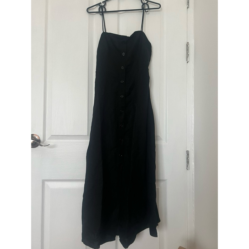 สินค้ามือสอง👗 เดรสสายเดี่ยวสีดำ OYSHO ผูกด้านหลัง size xs