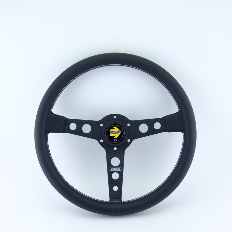 MOMO steering wheel พวงมาลัยMOMO Prototipo หนังแท้ พวงมาลัยแต่ง ขนาด 13.5“ นิ้ว ยก 1.5“