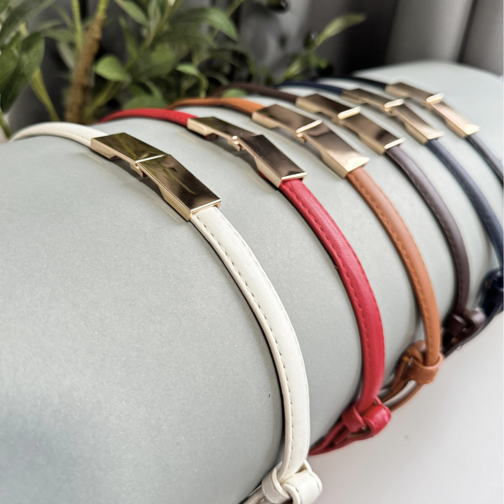 Embracing Belt (B19) เข็มขัดสตรี เข็มขัดผู้หญิง หนัง PU ขนาด 1.4 x 98 cm