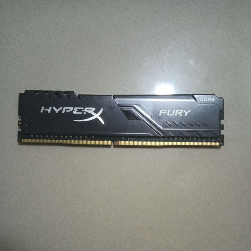 RAM  DDR4 Kingston 8 GB 3200 MHZ มือสอง ประกัน 3 เดือน