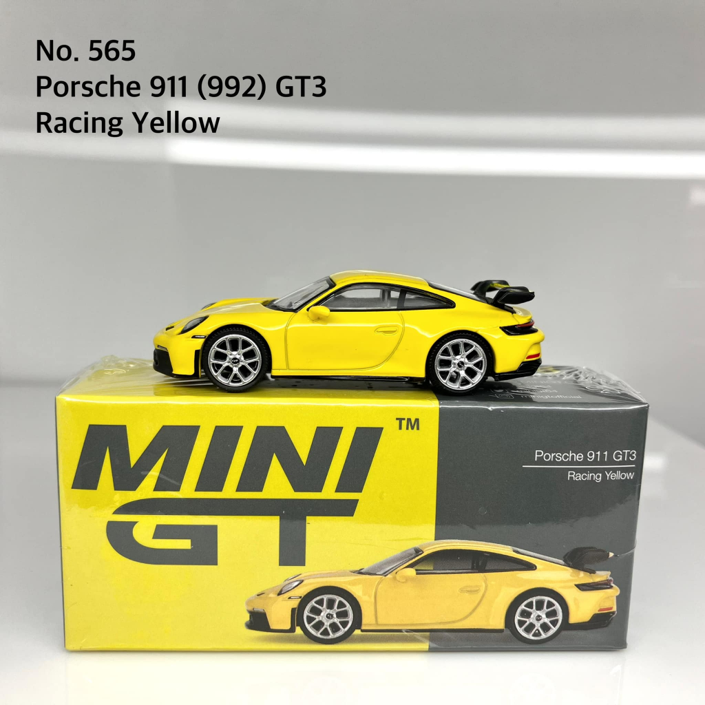 MiniGT 📌No. 565 📌 Porsche 911 (992) GT3 Racing Yellow