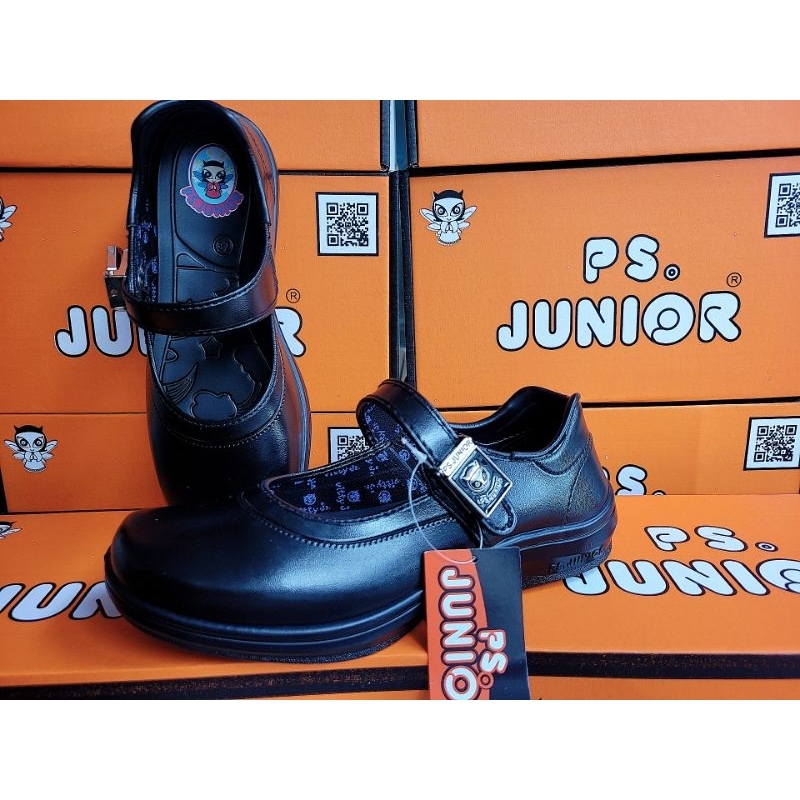 รองเท้านักเรียนสีดำรุ่นเข็มขัด ps junior หนังดีงานสวยมากๆค่ะ