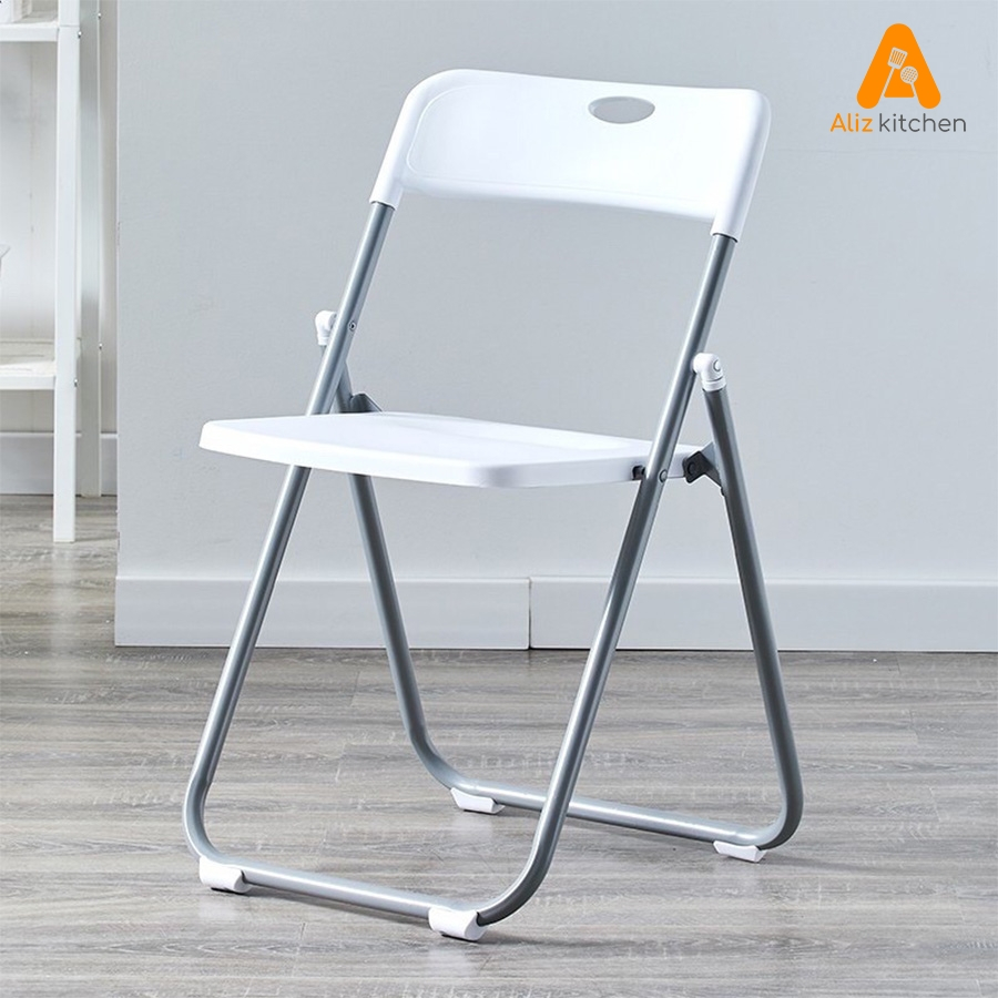 เก้าอี้พลาสติก เก้าอี้พับได้พลาสติก รับน้ำหนักได้ดี แข็งแรง ไม่เป็นสนิม Foldable Chair Alizkitchen