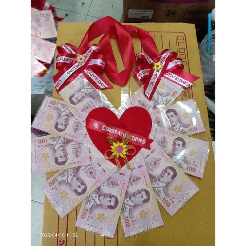 🎓💸💕📩🎁_พวงมาลัยใส่เงินได้แบงค์ 20 - 1000 ใส่ได้ 10 ใบค่ะ มอบเป็นของขวัญแด่คนที่เรารัก  🥰💖🎉🤗🤗🤗
