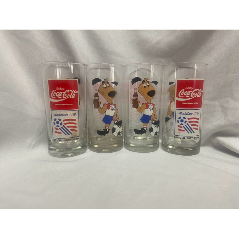 Coke coca cola Thailand แก้ว world cup 15 ใบไม่แบ่งขาย มี 4 แบบตามภาพ.