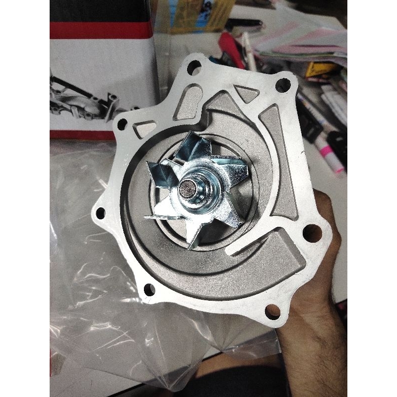 ปั้มน้ำ Nissan Big-M เครื่อง ฝาแดง BD25 ยี่ห้อ Gates ราคา ถูกที่สุด ดีลบีเคเค แกลเลอรีภาพที่ 2