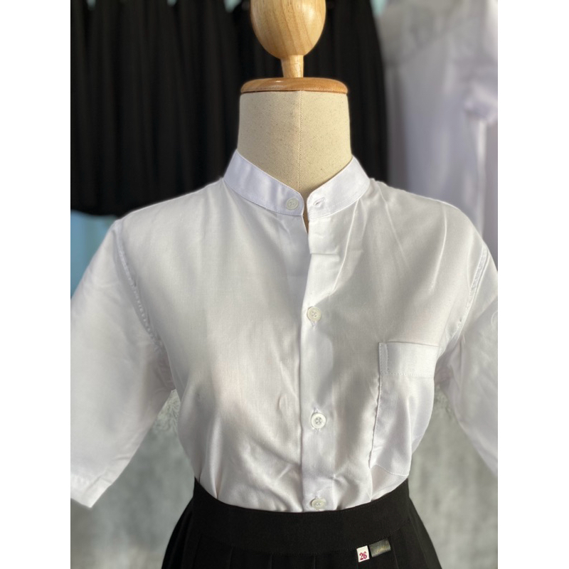พร้อมส่ง เสื้อนักศึกษาคอจีน เสื้อนักศึกษา ผ้าออกฟอด นิ่ม ใส่สบาย