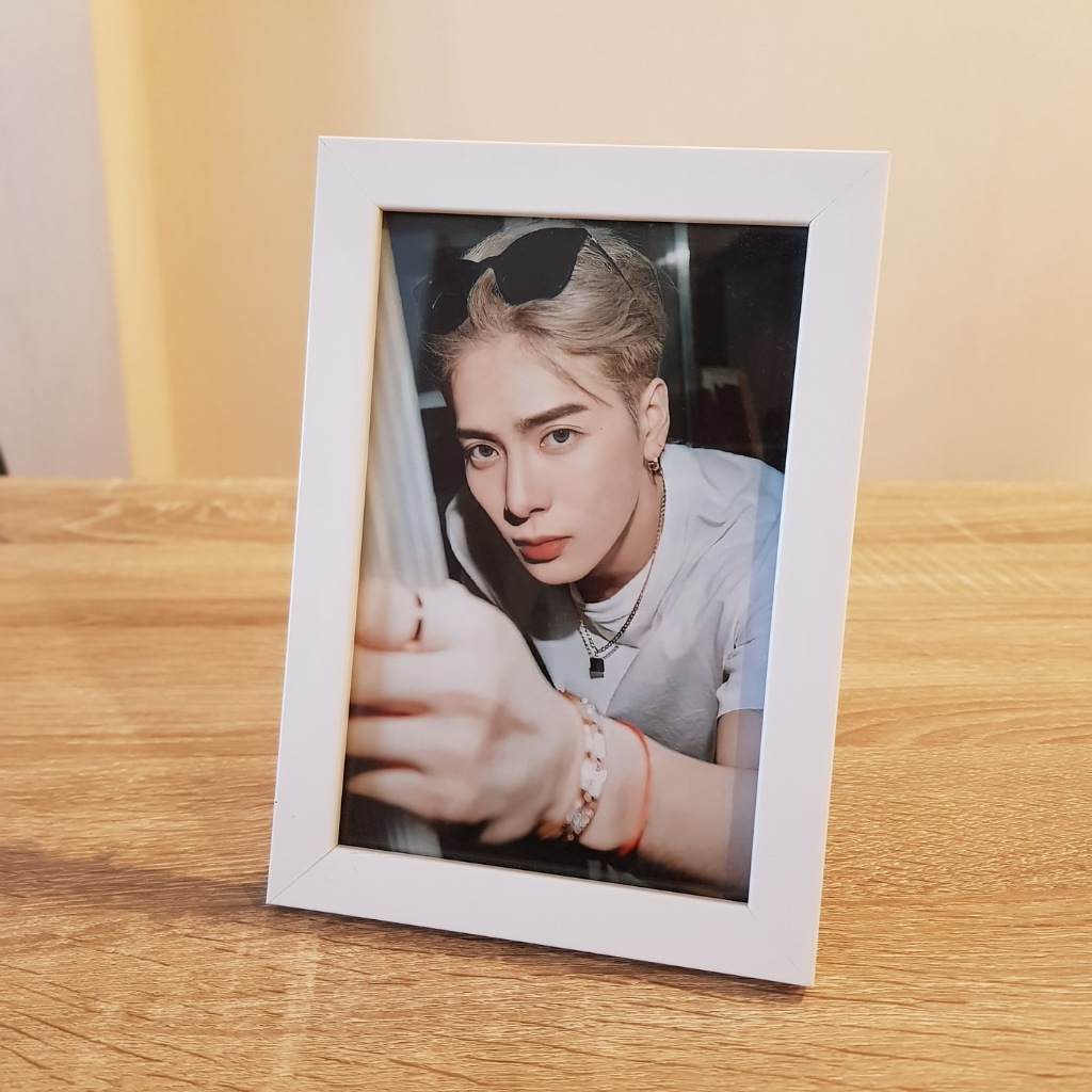 กรอบรูปjackson wang กรอบรูปพร้อมรูปแจ็คสันหวังขนาด4x6 นิ้ว พร้อมส่ง