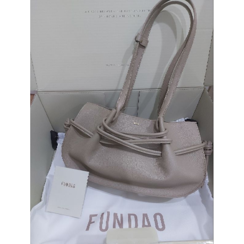 ส่งต่อกระเป๋าของใหม่รุ่นใหม่ lupo  fundao