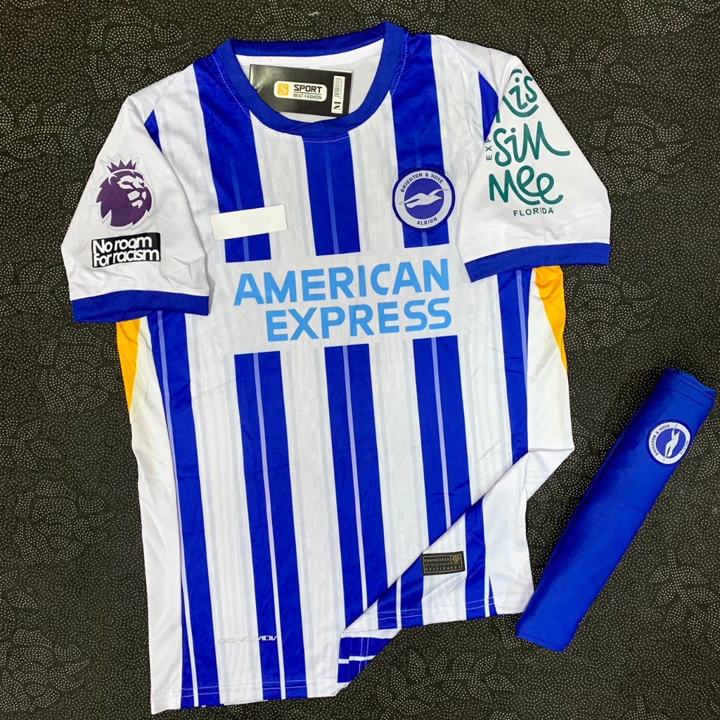 เสื้อฟุตบอล เสื้อพร้อมกางเกงชุดกีฬาใหม่ล่าสุด เนื้อผ้าดีใส่สบาย