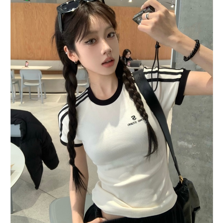 COD สินค้าใหม่ การปิดกั้นสีเสื้อยืดแขนสั้นลายผู้หญิงเสื้อ Bottoming กระชับสัดส่วนเสื้อยืดเฉพาะกลุ่ม JN