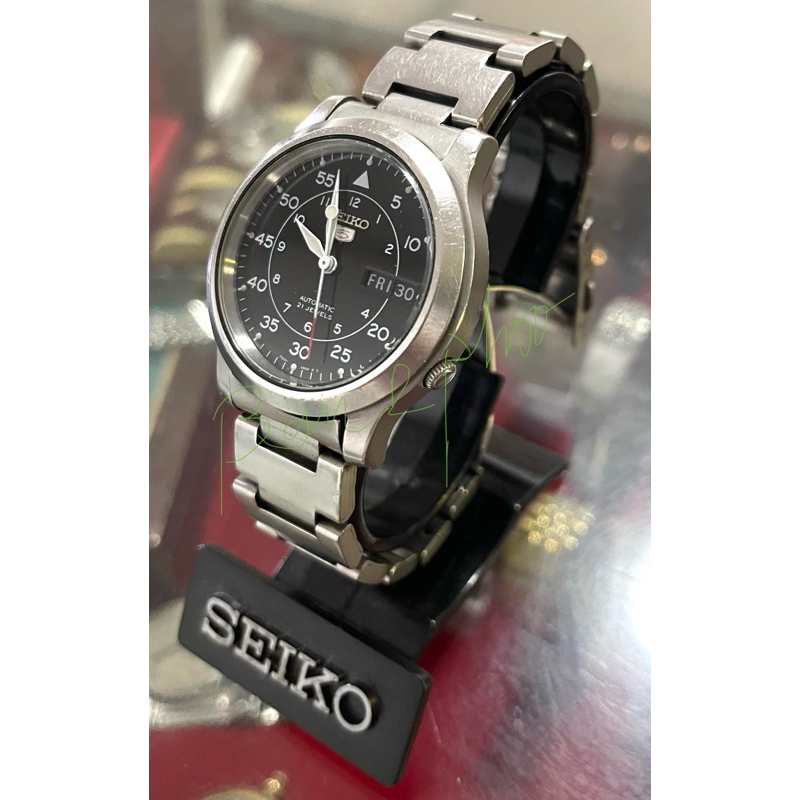 Field watch of Seiko 5 Automatic with black dial (SNK809) PP7th