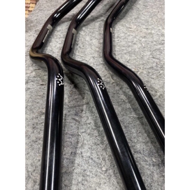 แฮนมงกุฎกลาง ทรงกลาง ทรงต่ำ แฮนตรามงกุฎใส่PCX 17”18”19”21”