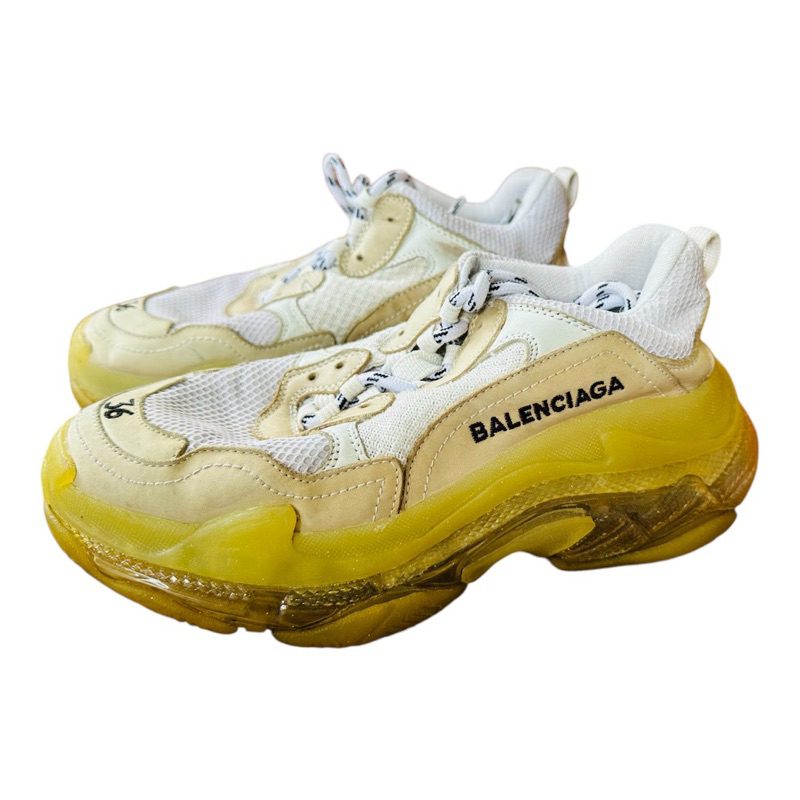 รองเท้าผ้าใบ Balenciaga มือสอง