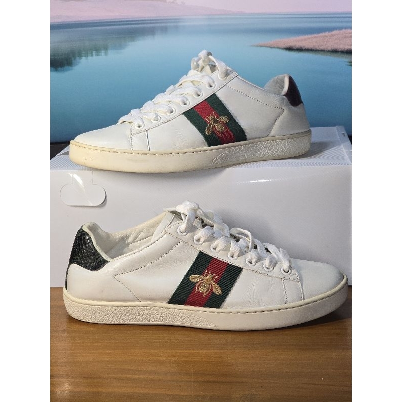 GUCCI Embroidered Bee Ace Sneakers