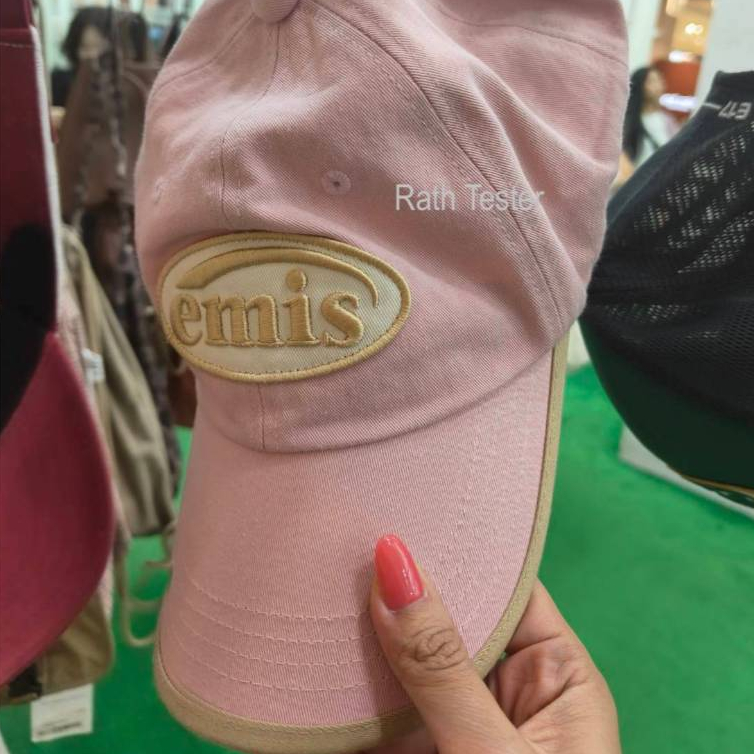 รุ่นใหม่ หมวก Emis Beige Trimming Ball Cap สี Pink ของแท้ 100% พร้อมส่ง