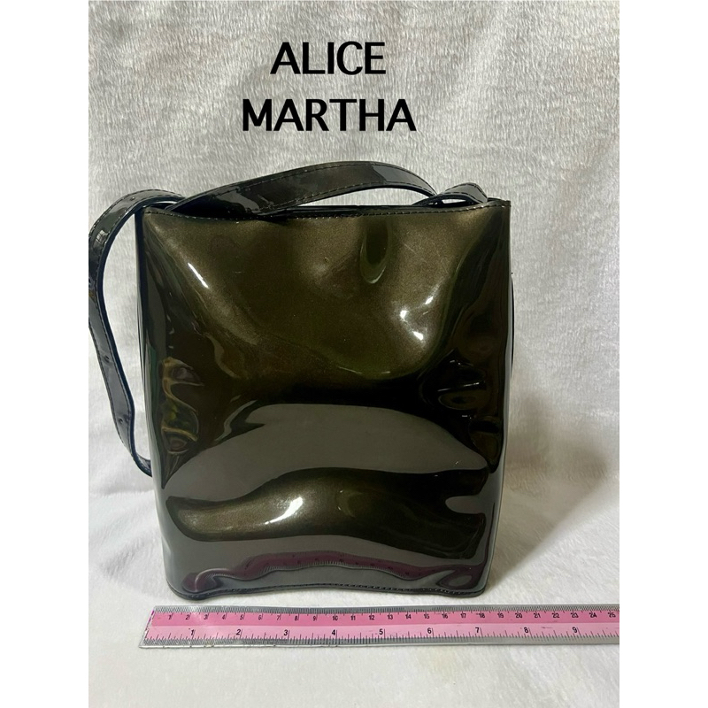 กระเป๋าสะพายข้างหนังแก้ว ALICE MARTHA มือสอง