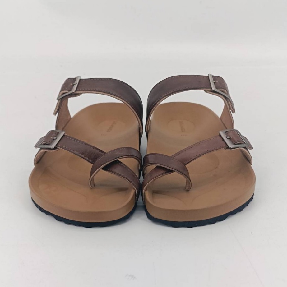 Saramanda รุ่น 165005 รองเท้าแตะผู้ชาย แบบหนีบ หนังแท้  มี 3 สี